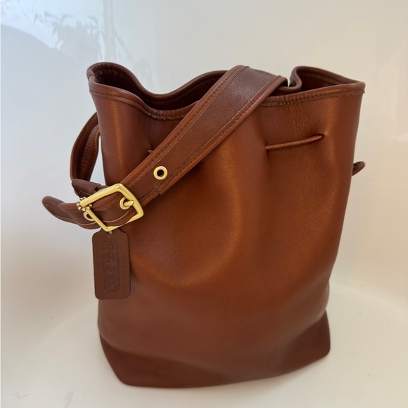 Vintage Coach Legacy Drawstring Bucket Bag 9165 British Tan Leather USA Made - Picture 1 of 14